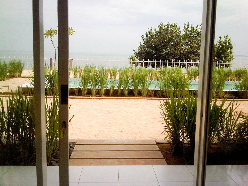Jepara Beach Hotel Exterior foto